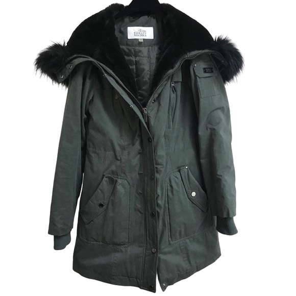 Badgley Mischka Jackets & Blazers - BADGLEY MISCHKA Dark Green Fur Hood Parka Coat XS